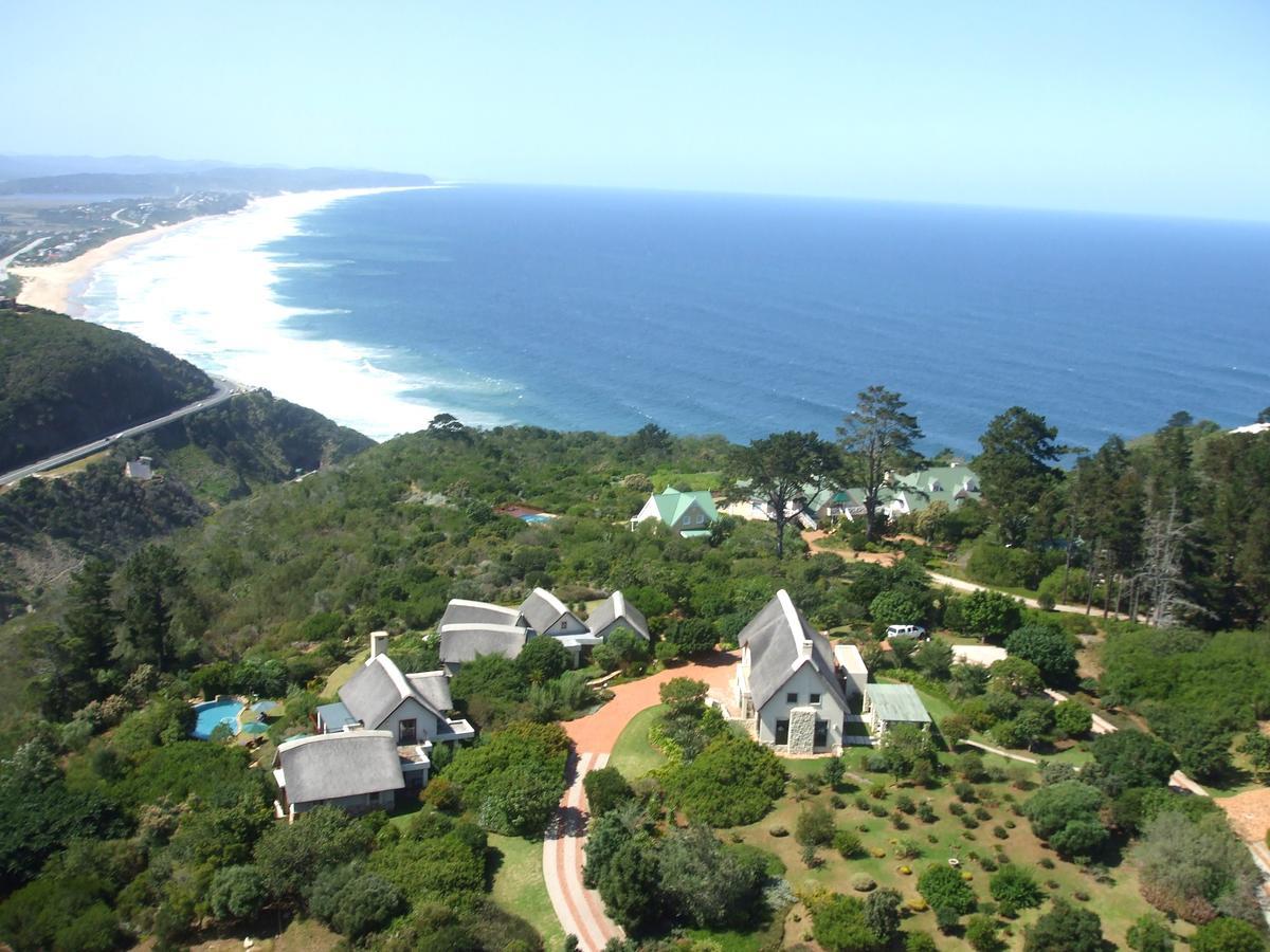 Paradise Cove Victoria Bay Exterior photo